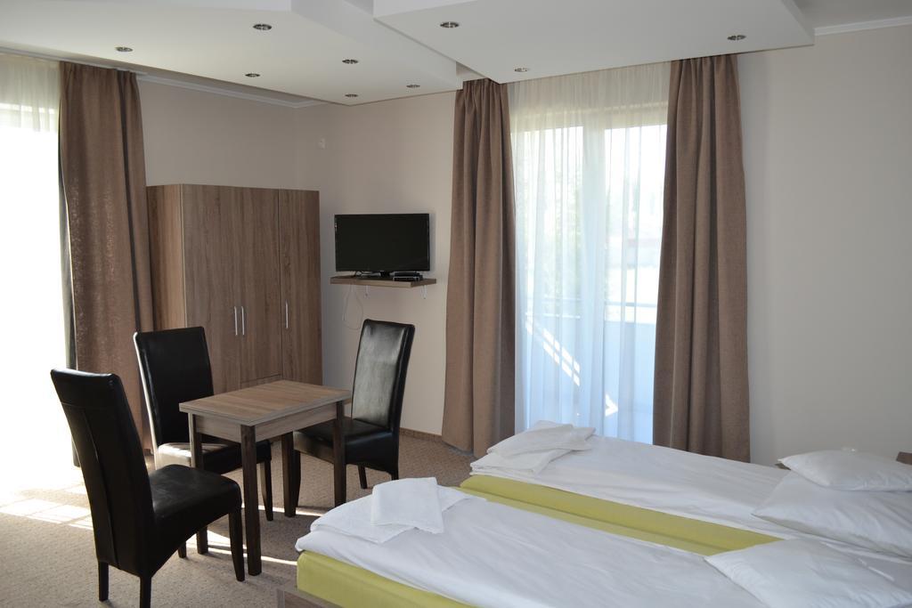Vaci Vendeghaz Hotel Nyíregyháza Eksteriør billede
