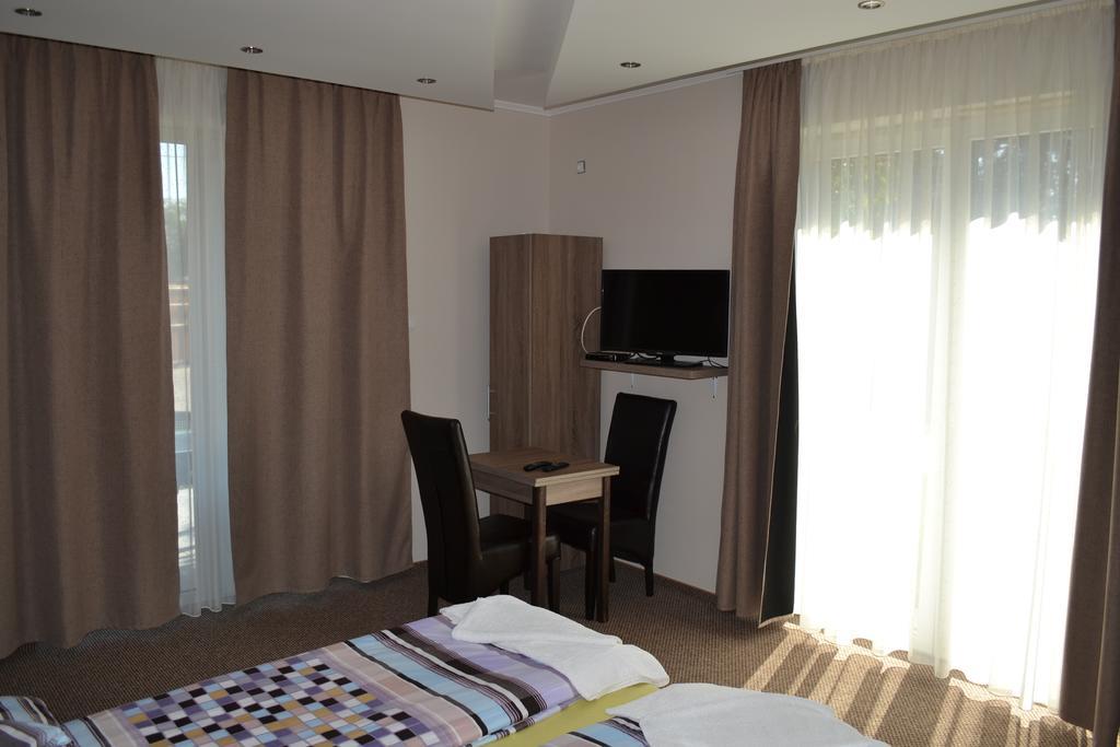 Vaci Vendeghaz Hotel Nyíregyháza Eksteriør billede