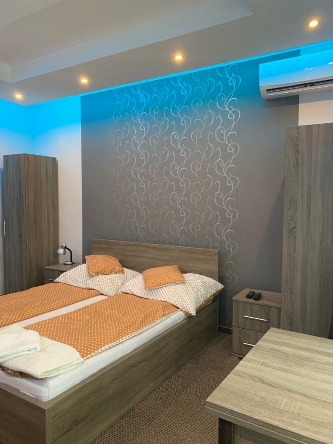 Vaci Vendeghaz Hotel Nyíregyháza Eksteriør billede