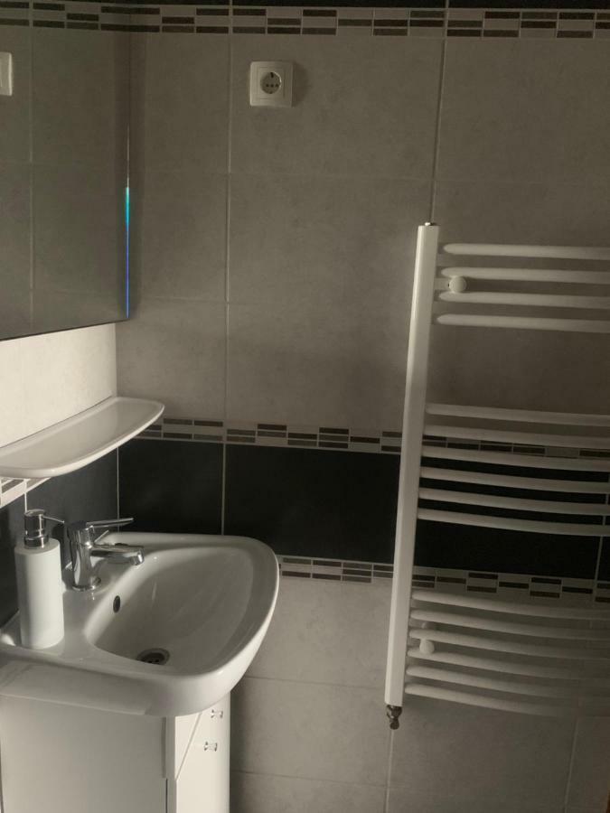 Vaci Vendeghaz Hotel Nyíregyháza Eksteriør billede