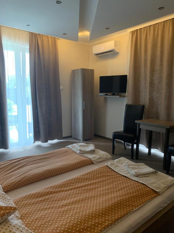 Vaci Vendeghaz Hotel Nyíregyháza Eksteriør billede